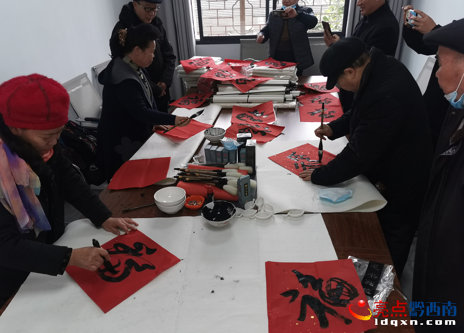 ǭ��������������о���������ţ�괺�͵���ɳ40���ؚ����