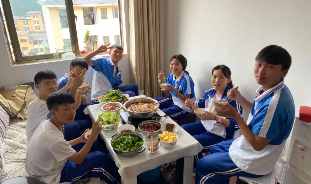 ÿ��Ո(q��ng)�W(xu��)�����D� ǭ����һ�ώ��W(w��ng)�j(lu��)�߼t
