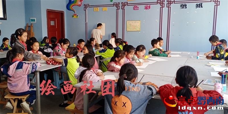 �䌍(sh��)���p�p������ ��փ�h����С�W(xu��)�_(k��i)չ�����F(tu��n)���(d��ng)