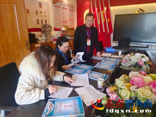 �d�x�бP��·С�Wӭ���о֡�δ�������������z��
