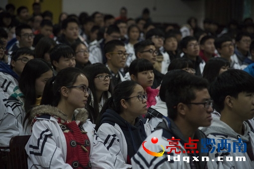 ��־���v�c��У���v�DƬ���DƬ�ṩ��ӡ��ǭ����www.yxqxn.cn��   (5)_�{(di��o)����С.jpg